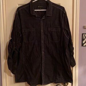 Men’s collared shirt